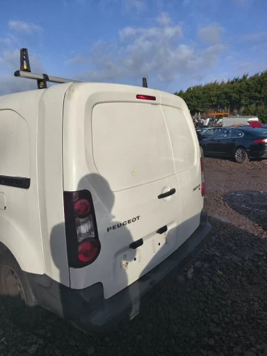 REGULADOR VENTANA ELÉCTRICO PEUGEOT PARTNER 2011-2016 (LADO PASAJERO DELANTERO) Foto 2 de 2