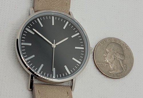 Mens Classic Minimalistic Round Silver Tone Black Dial Beige Faux Band Watch J2 - Picture 7 of 9