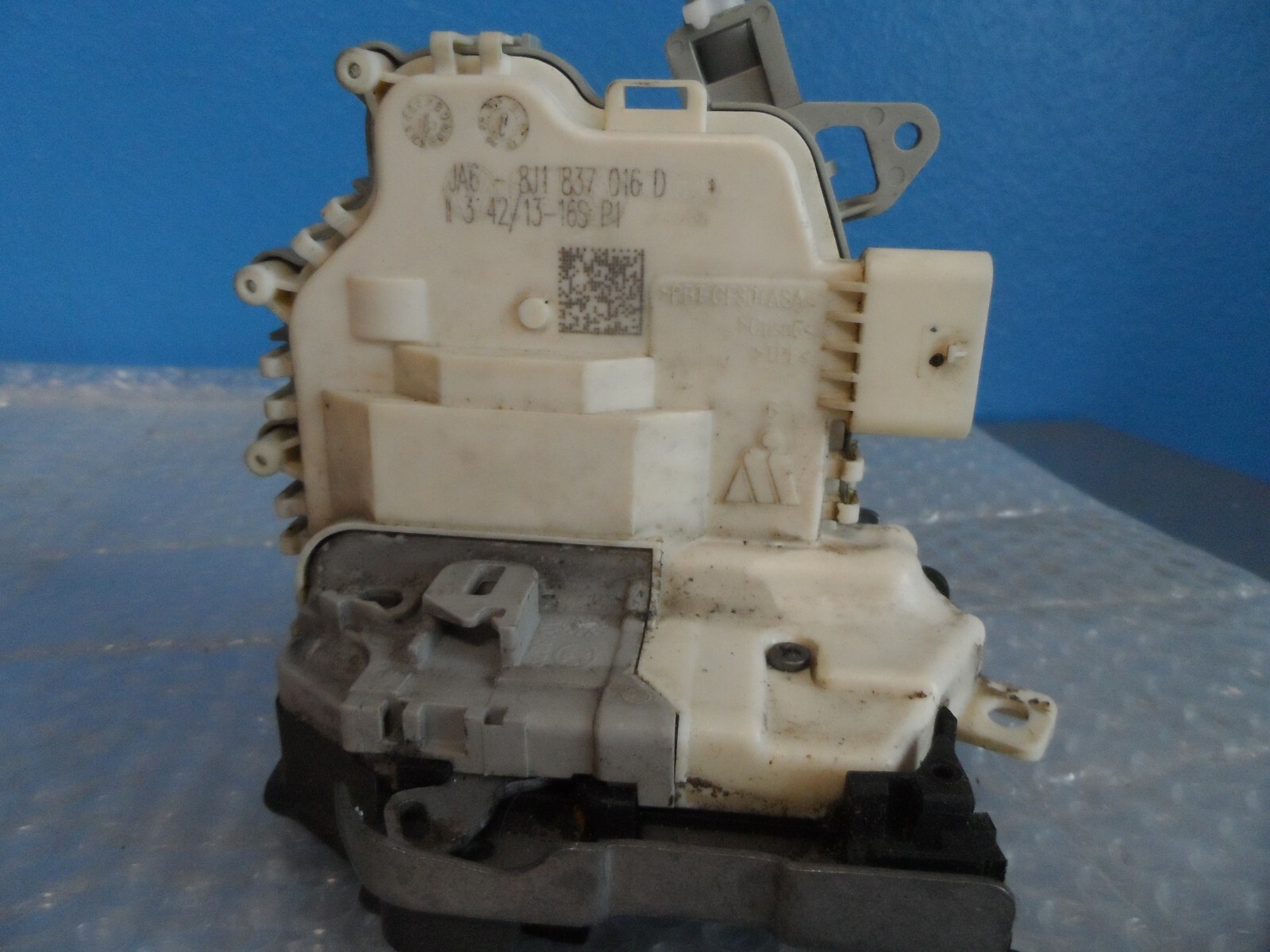 Picture 4 of 6