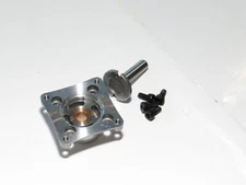 TRX5309 TRAXXAS REVO 3.3 NITRO TRUCK ENGINE BACKPLATE WITH EZ START SHAFT