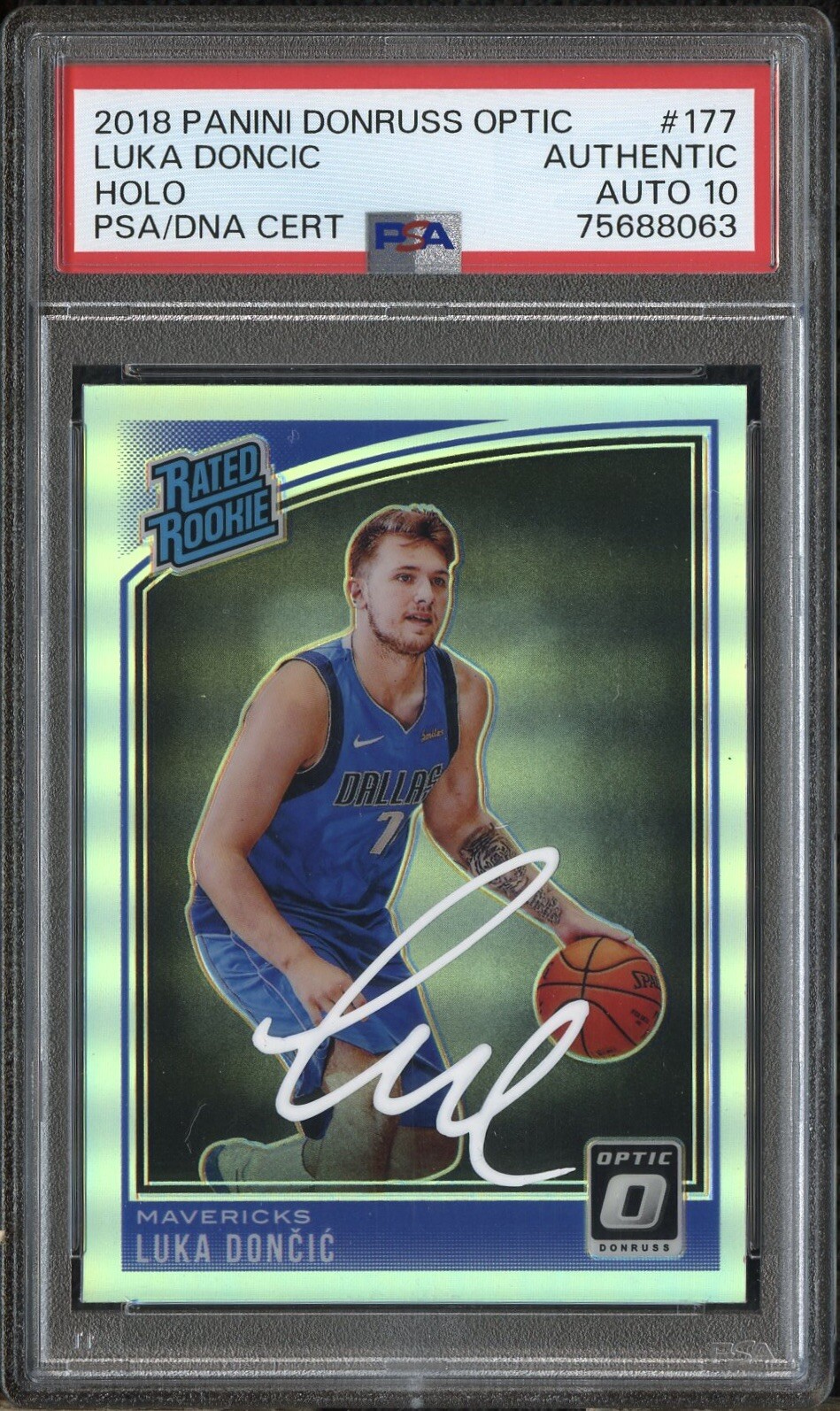 LUKA DONCIC SIGNED 2018 PANINI DONRUSS OPTIC HOLO ROOKIE CARD PSA/DNA AUTO 10