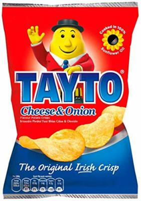 Tayto Chips Käse und Zwiebeln 50 x 25gm Päckchen FRISCHER VORRAT