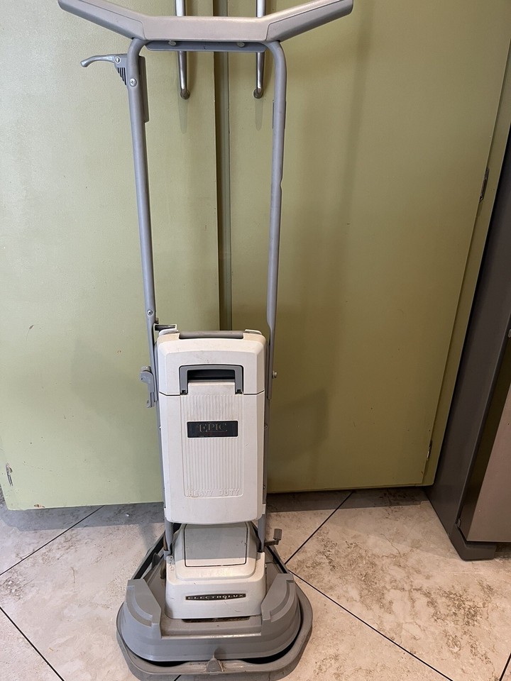 Electrolux Epic Floor Pro Heavy Duty Carpet Shampooer Scrubber S105G