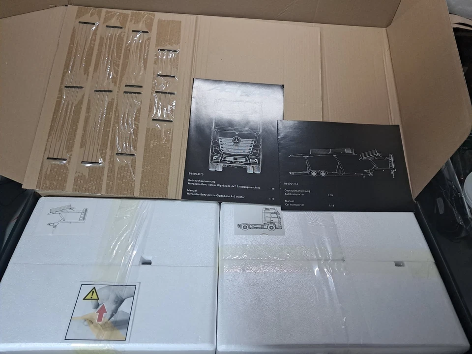 Nzg Mercedes Benz Actros Bisarca  1/18 - Immagine 3 di 4