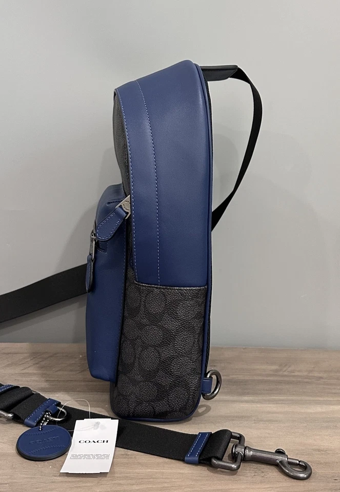 COACH CAX45 West Pack Colorblock Signature lona y cuero carbón/azul profundo Foto 2 de 4