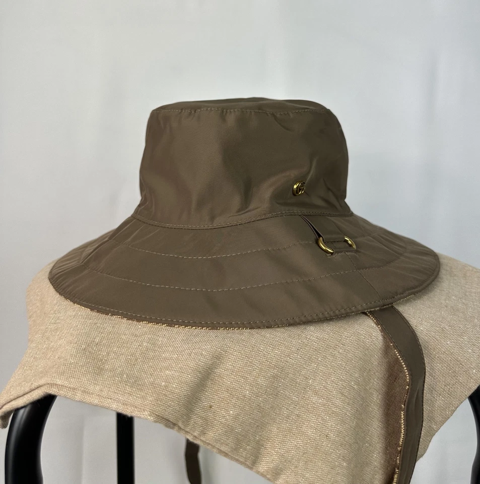 Gucci Sombrero Cubo Reversible GG Lona y Nylon Jacquard Sombrero Foto 2 de 4