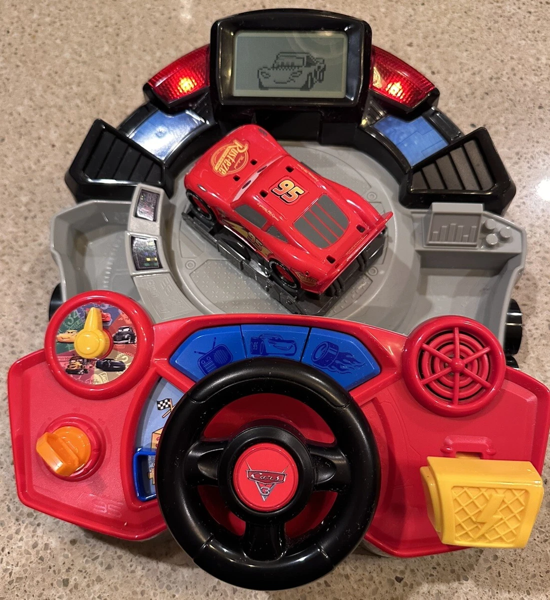 VTech Preschool Cars 3 Lightning McQueen Pit Stop - Volant