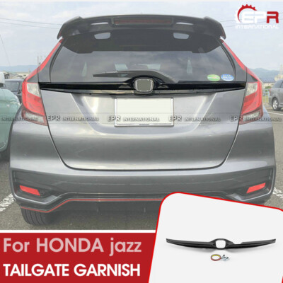 For Jazz 14-17 DBA-GK3-6 DAA-GP5.6 MU-Tape ABS Tailgate Garnish (Carbon look)