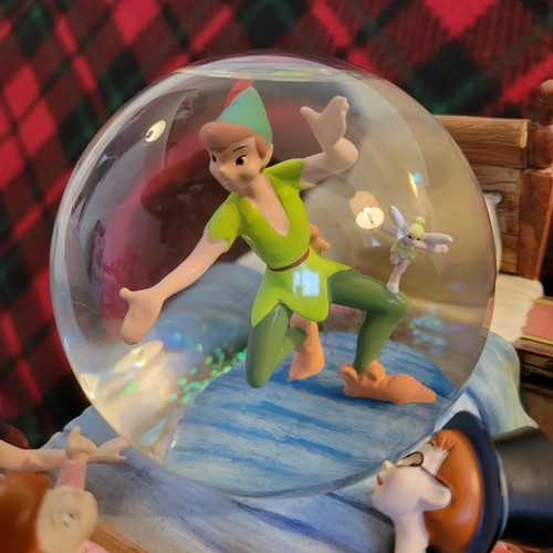 Disney Store Exclusive Peter Pan In Bedroom Snow Globe (DAMAGED - SEE PICTURES) - 第 13/16 張圖片