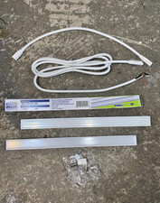 LED 12" Under Cabinet / Kitchen / Closet Light- Hardwired / Linkable - BRAND NEW