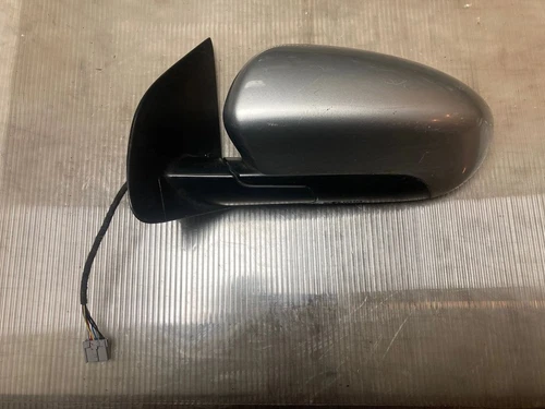 Breaking Nissan Qashqai 2012 nearside front electric wing mirror E11026202 