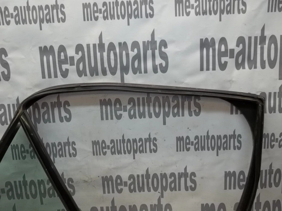   2005-2011 CADILLAC STS OEM RIGHT PASSENGER REAR DOOR QUARTER VENT GLASS WINDOW - Image 2 of 4