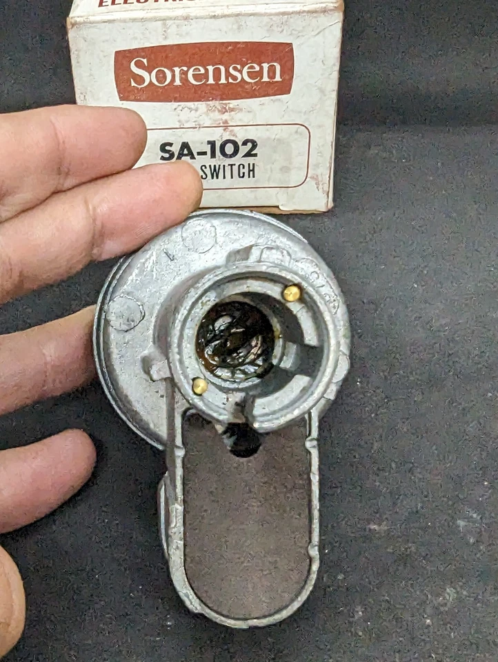 NORS 1966 PONTIAC BONNEVILLE CATALINA GRAND PRIX STAR CHIEF INTERRUPTOR DE ENCENDIDO Foto 3 de 4