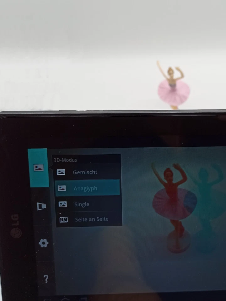 LG V900 Optimus Pad, 3D Tablet, STEREO, 3D Handy, 3D Video, 3D Kamera, LG 3D - Bild 3 von 3