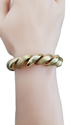 San Marco/Macaroni Style Link with alternating texturing Women's Bracelet made i