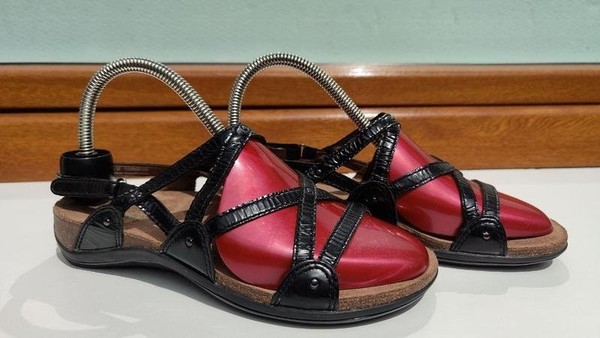 Women Dansko Heels Black 35.5