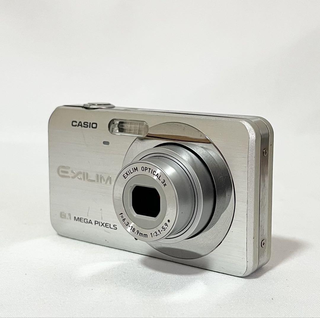 CASIO Exilim EX-Z80 Digital Camera Silver Compact Tested and