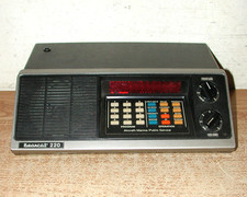 VINTAGE ELECTRA BEARCAT 220 20-CHANNEL SCANNING RADIO RECEIVER MODEL BC-220