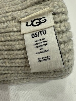 UGG Women display picture 1