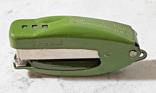 Vintage Swingline 4" Cub Plier Stapler in Olive Green