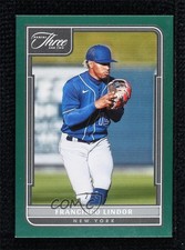 2022 Panini Three and Two Emerald 2/5 Francisco Lindor #67 00d2