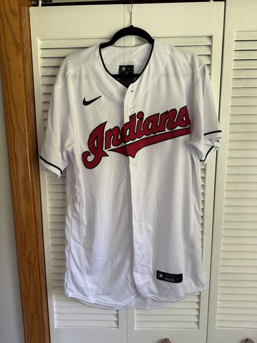 Nike Authentic Cleveland Indians Jersey NWOT Size 44