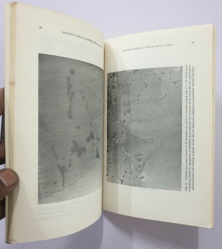 Hegde, K.T.M: Introduction To Ancient Indian Metallurgy. 1991. 86p. - Imagen 9 de 12