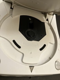 sega dreamcast console bundle W/ 2 Controllers , 2 VMU & Games Resident Evil 3