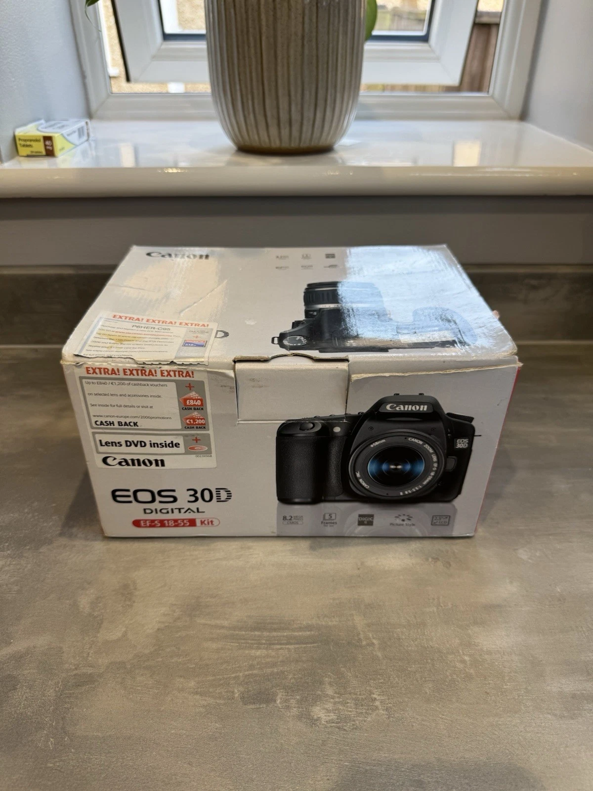 Canon EOS 30D DSLR Camera EE 50mm 1:1.8 II Lens Charger Batteries Good Condition 15