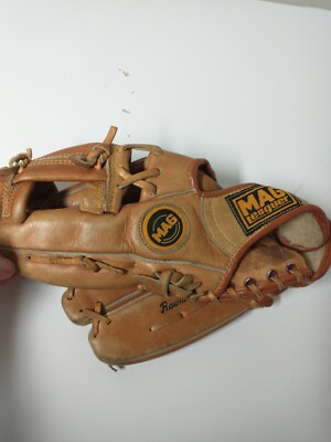 Mag League LL 1997 Leather Softball Glove Left hand throw LHT