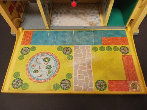 Vintage Fisher Price #931 Play Family Children’s Hospital 1976 BUILDING ONLY! - Picture 8 of 12