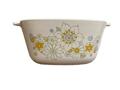 Vintage Corning Ware Floral Green and Yellow 1 3/4 qt Casserole