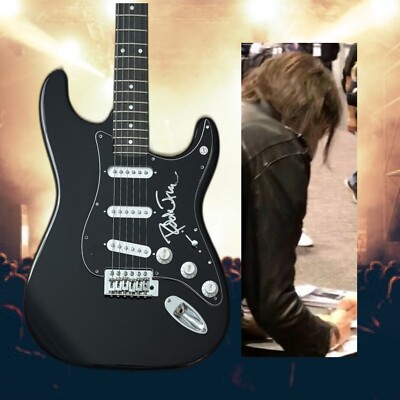 GFA Nine Inch Nails & Guns N' Roses * ROBIN FINCK * Signierte E-Gitarre COA