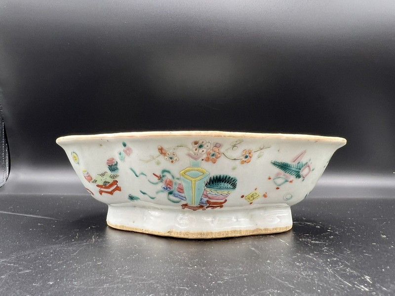 19th C. chinese famille rose porcelain bowl