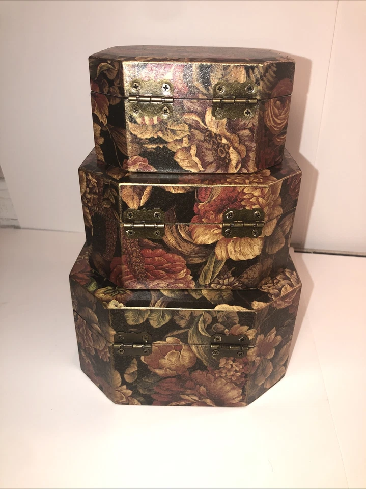 Three Wood Nesting Boxes - Image 3 of 4