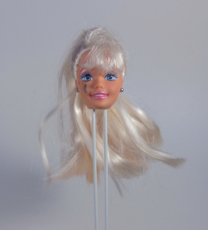 TLC Superstar Face 1990 Era Collector Barbie Doll Head Mattel Made in Malaysia