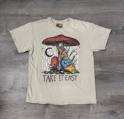 Teenhearts Take It Easy Gnome Mushroom Graphic Print Crew Neck T-Shirt L