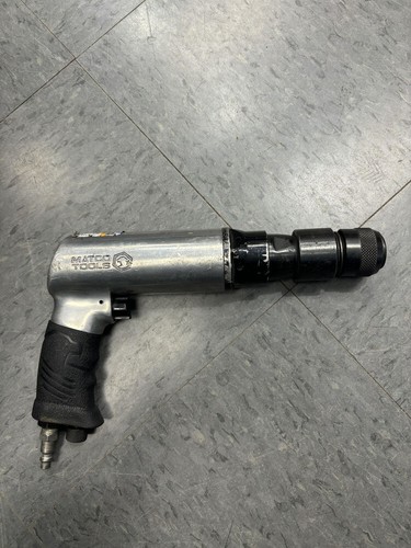 MATCO TOOLS MT1724 Long Barrel Air Hammer - Picture 1 of 5