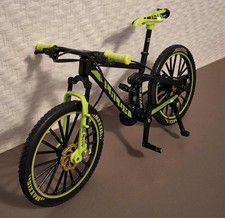 Vélo VTT Miniature Échelle 1/10 ème