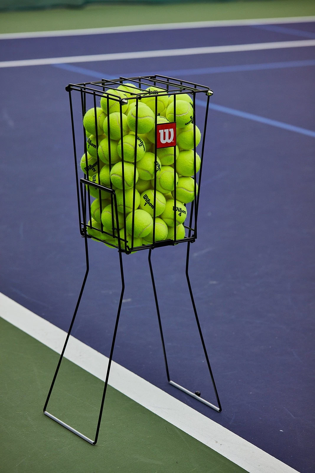 Wilson Tennis Pick-Up Hopper - Thumbnail 3