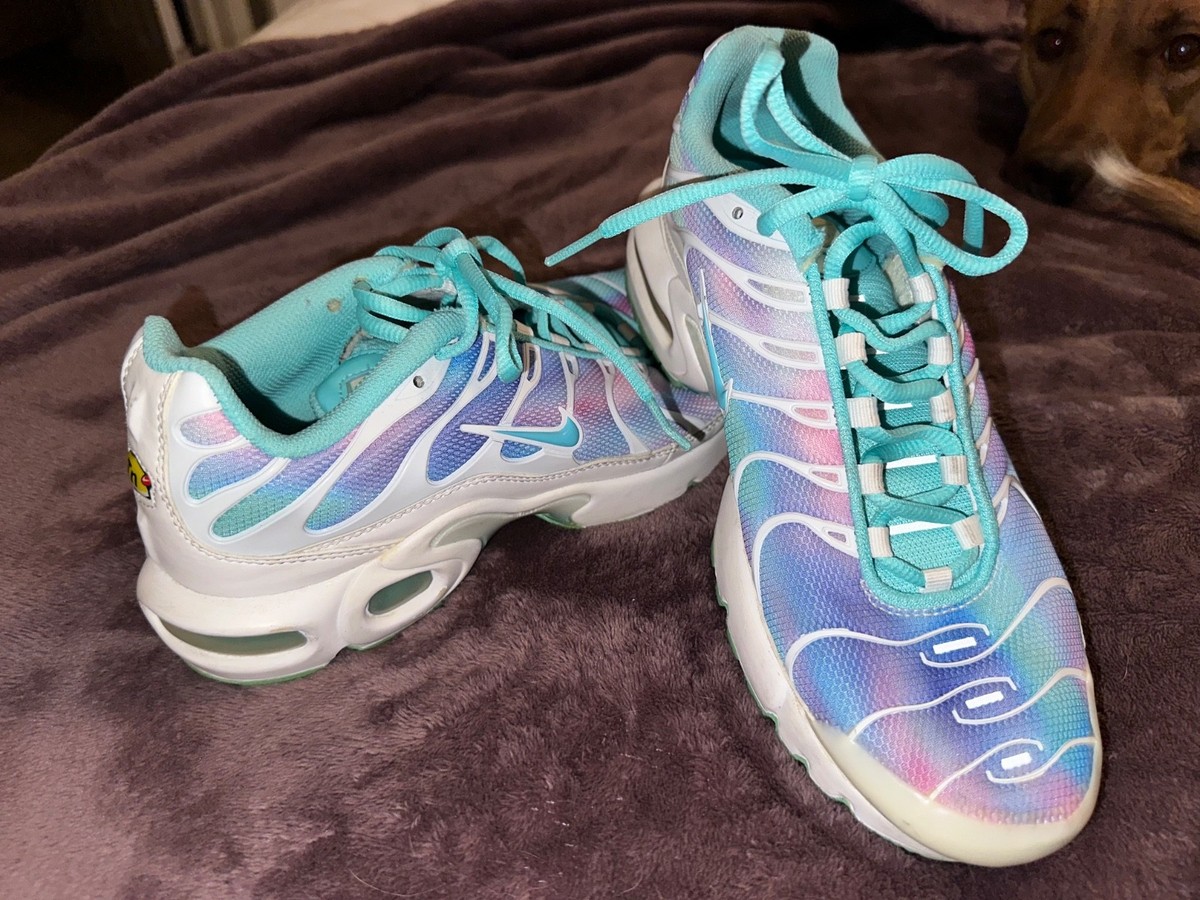 Nike Air Max Plus TN - Youth 6.5/Women