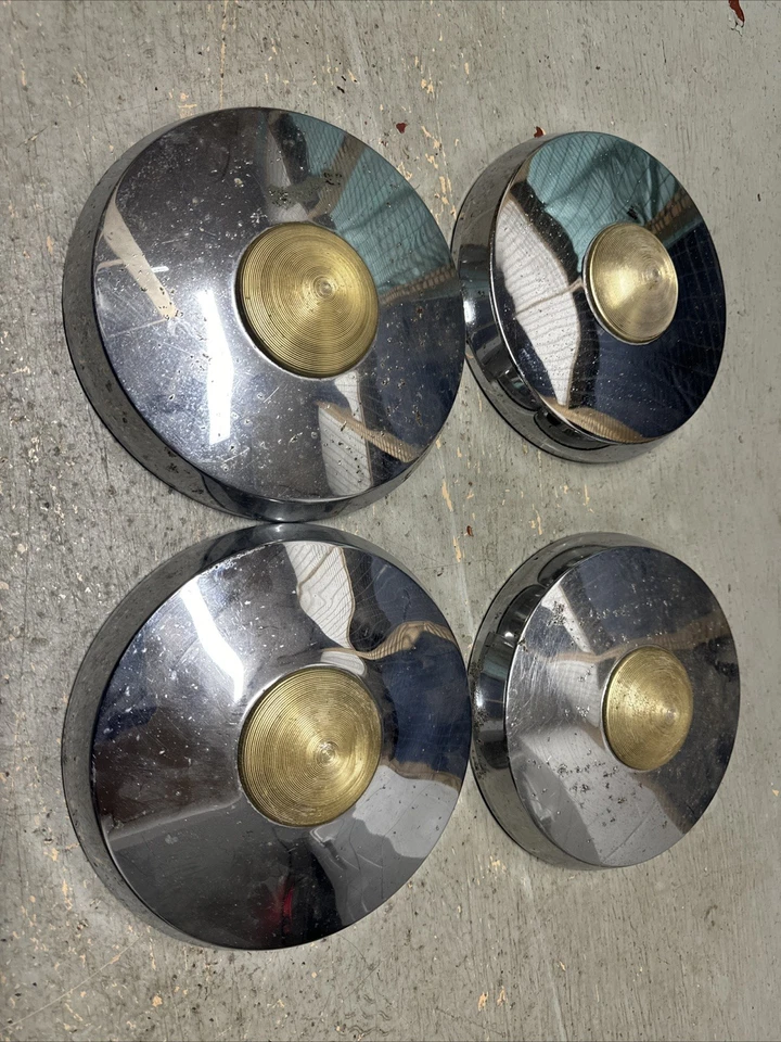 Vintage Opel Conjunto de 4 Calotas Cromadas e Sutiãs Centro Anos 1950/60 Rekord Olympia - Imagem 2 de 4