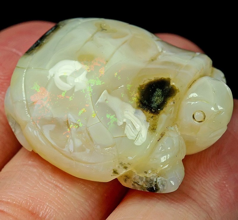 40.3Ct African Opal Carving Carved Flash Play Of Color Collectible YDP158