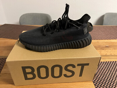 Adidas Yeezy Boost 350 V2 Mono Cinder 45 1/3 Schwarz 