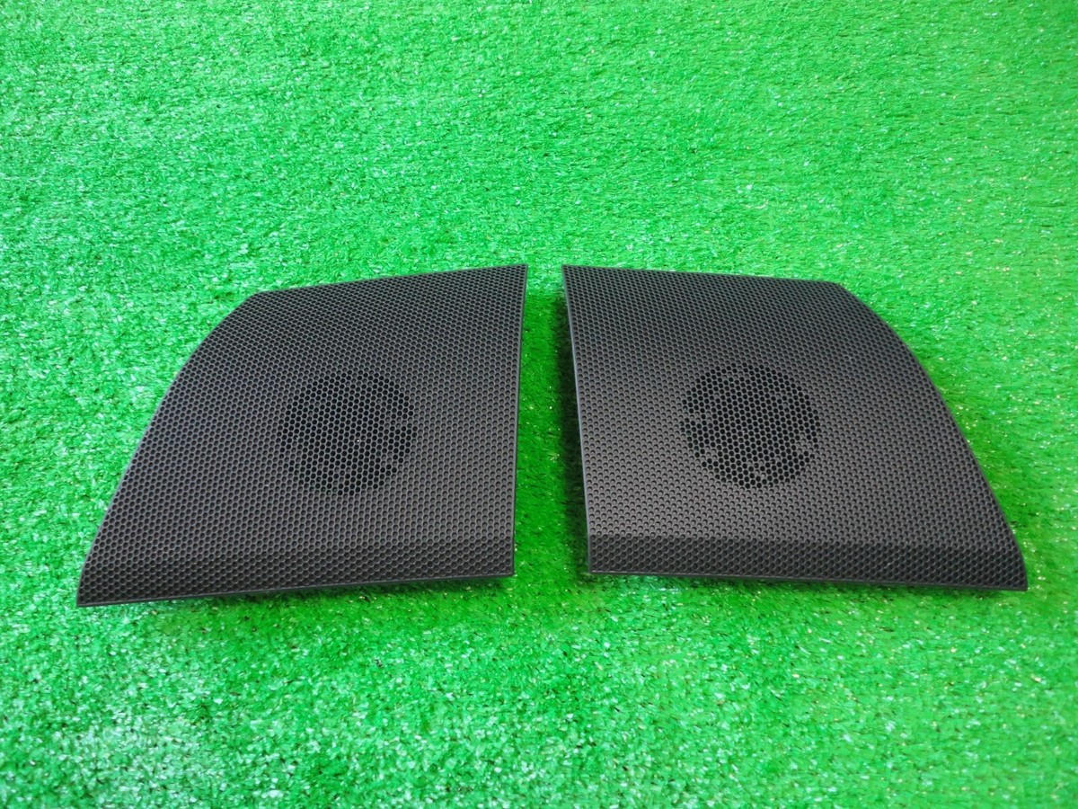 TOYOTA WISH ZGE20W Genuine Tweeter Speaker Front LH RH w/cover
