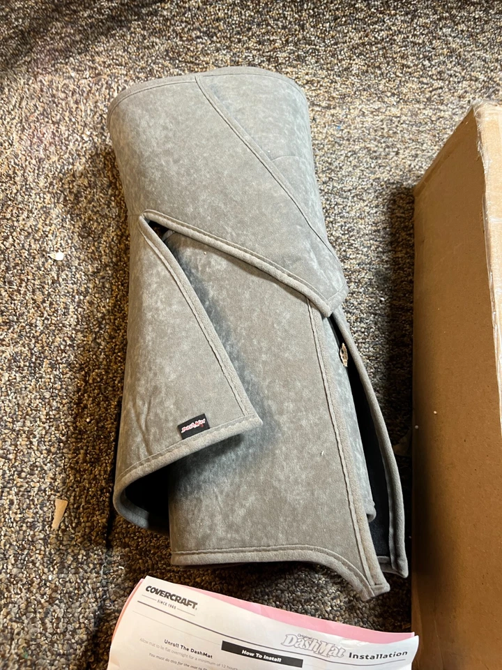 Cubierta de tablero personalizada para Dodge Ram 1500 09-18-Caja 1 de 3 SOLO Foto 3 de 4