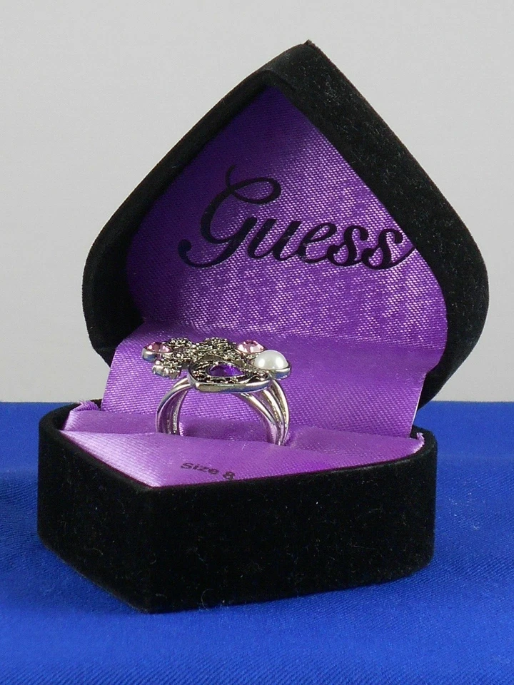 Anillo Guess Tono Plateado Floral Cruz Corazón Rosa Púrpura Piedra Talla 8 $25 Foto 2 de 4