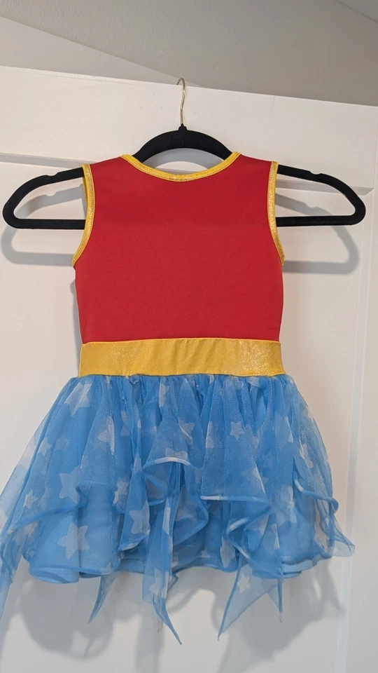 Disfraz de Mujer Maravilla para Niña 4-5 Juegos con disfraces con falda de tul  Foto 4 de 4