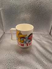 Vintage 70s Sesame Street Cup w/ Handle “Yum That's Good!” Peter Pan Muppets Inc