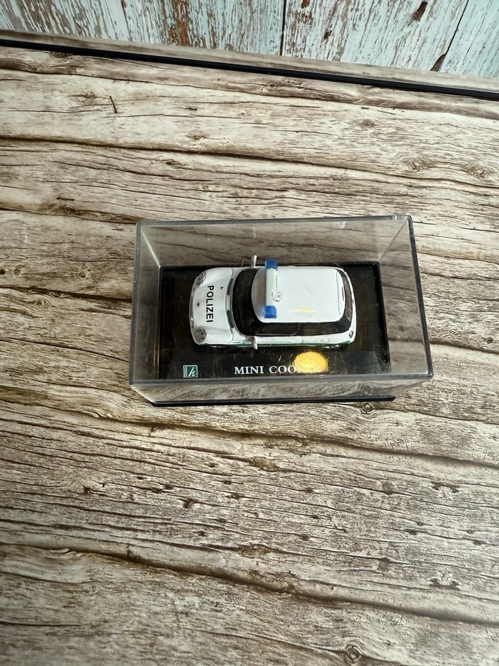 1/87 Mini Cooper Polizei Police Model Car Collectable Vintage Rare - Image 3 of 4